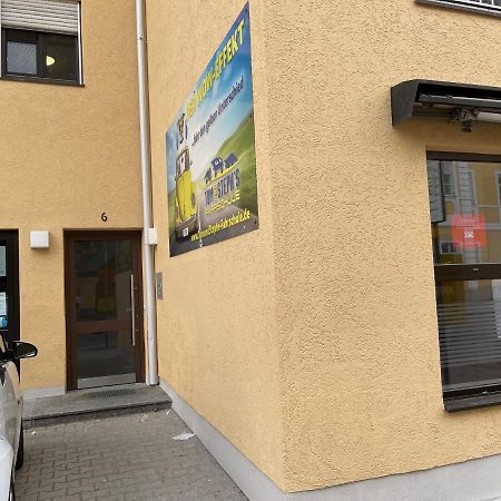 Helle Zwei-Zimmer-Stadt-Wohnung Am Bismarkplatz Mit Tiefgarage 란츠후트 외부 사진