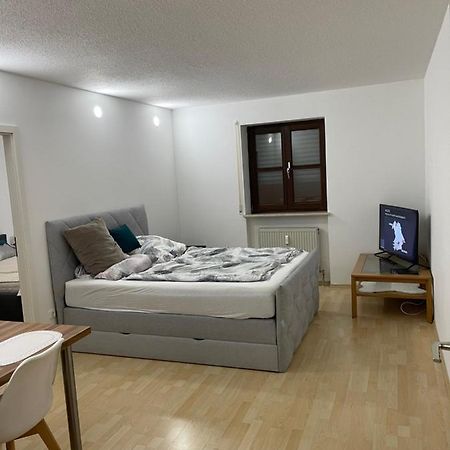 Helle Zwei-Zimmer-Stadt-Wohnung Am Bismarkplatz Mit Tiefgarage 란츠후트 외부 사진